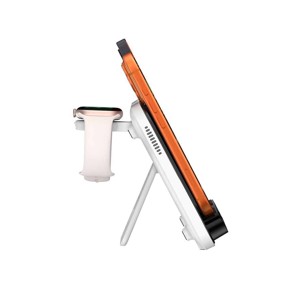 Side view of SwanScout 710A delivering 5W fast charging to an Apple Watch 10, reaching 80% in 55 minutes while charging an iPhone
