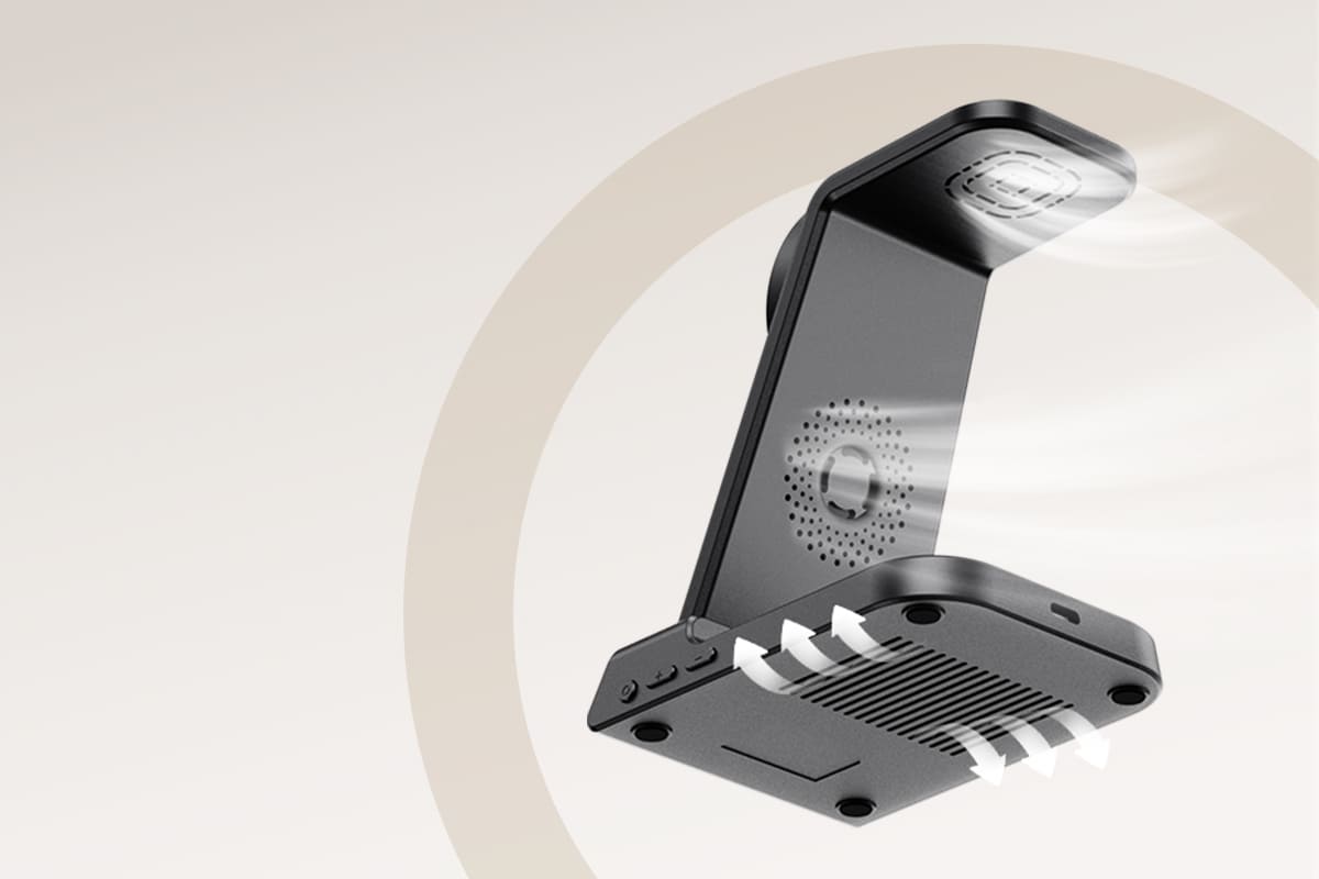 Three-zone heat dissipation vents help keep SwanScout C02GM charging areas cool
