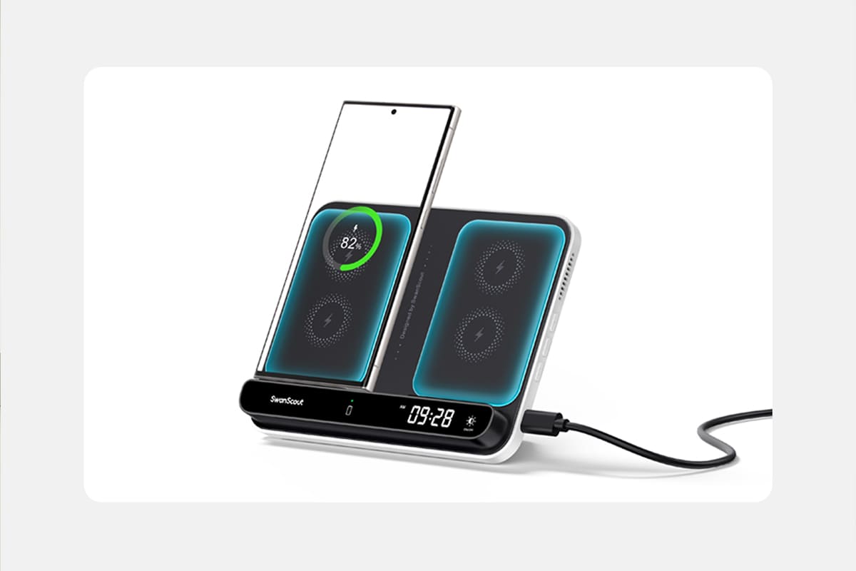 Raised dual phone charging areas help ensure precise placement on the SwanScout 710S