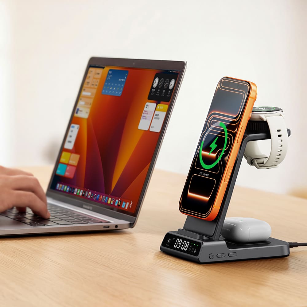 Garmin 3-in-1 charging station keeps your phone, earbuds and watch powered at your desk SwanScout C02GM